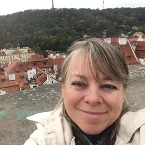 Meet your Posher, Lynne